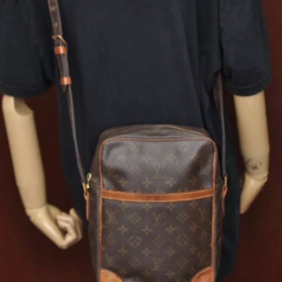 Louis Vuitton Danube - Picture 4 of 12